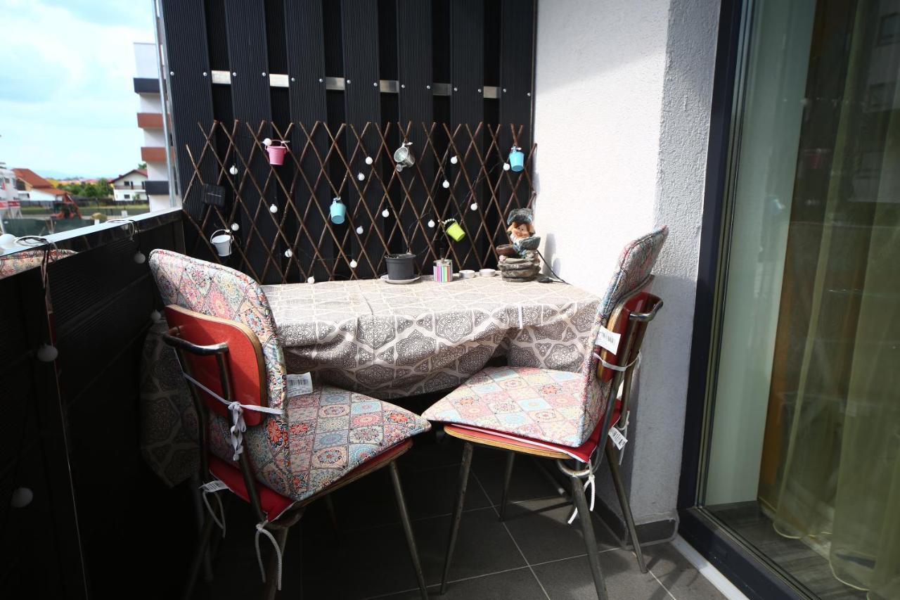 B&M Apartment Braşov Exterior foto